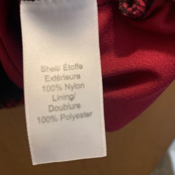 Studio Y tank top size L - Picture 2 of 3